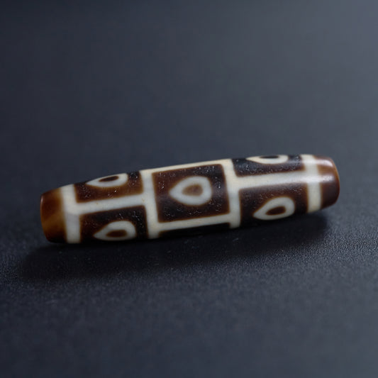 Dzi Bead C
