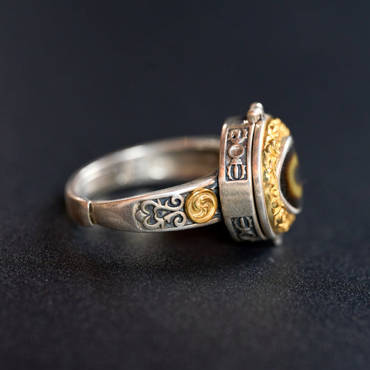 Tibetan silver carved dzi bead ring