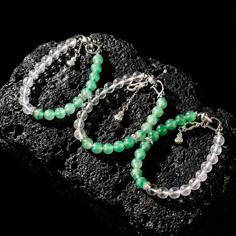【Collection of Jade Beads】 Free and Interesting Bracelet